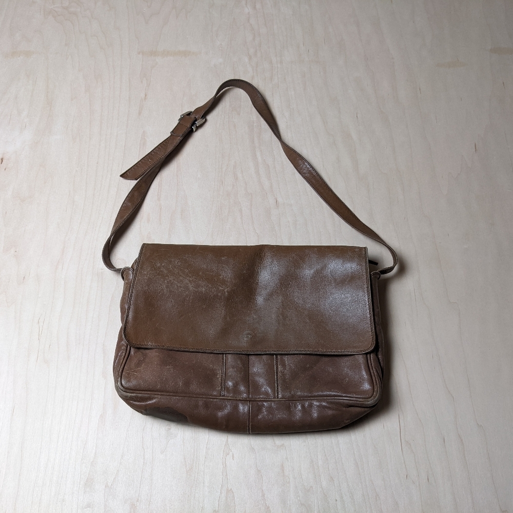Vintage Enny Italian Leather, Well traveled, Crossbody Bag
